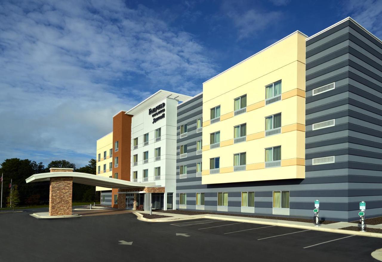 Fairfield Inn & Suites By Marriott Hendersonville Flat Rock Exterior photo